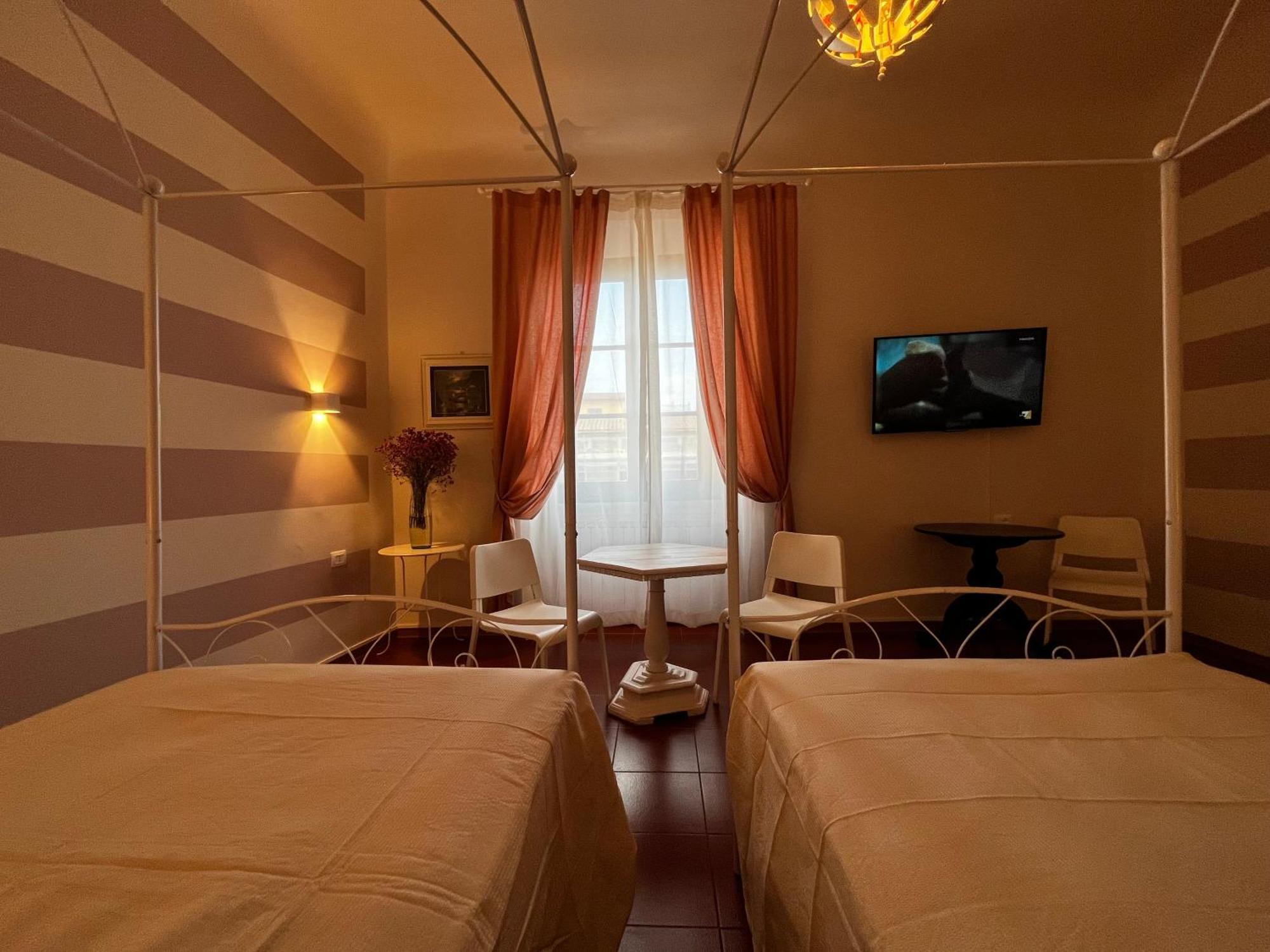 B&B Dante Alighieri Florenţa Exterior foto